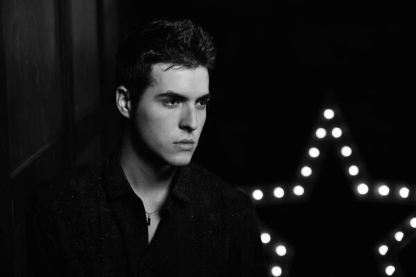 El escritor cubano Glauber A. Senarega - Sputnik Mundo