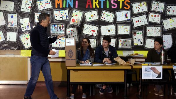 Mauricio Macri, presidente de Argentina, durante las elecciones legislativas Mauricio Macri, presidente de Argentina, durante las elecciones legislativas - Sputnik Mundo