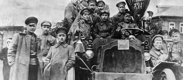 Los soldados participantes de la Revolución de Octubre en Moscú Los soldados participantes de la Revolución de Octubre en Moscú - Sputnik Mundo
