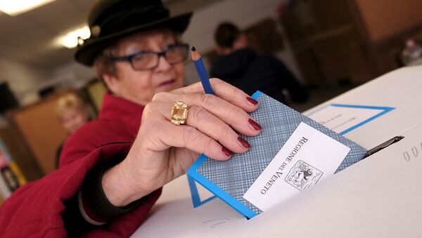 La votación en el referéndum de autonomía de Véneto - Sputnik Mundo