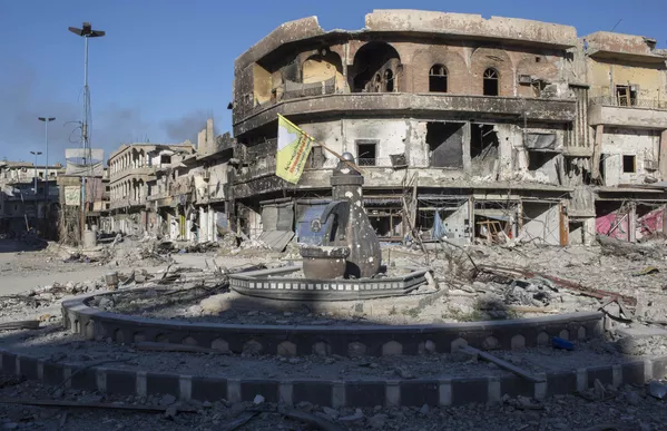 Las ruinas de Al Raqa, nueva muestra del 'doble rasero' de EEUU Las ruinas de Al Raqa, nueva muestra del 'doble rasero' de EEUU - Sputnik Mundo