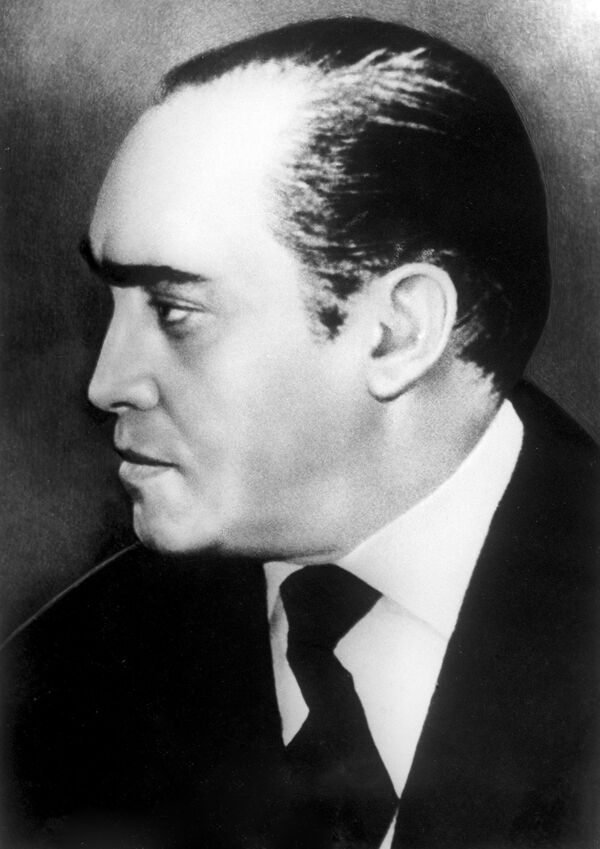 El arquitecto brasileño Oscar Niemeyer durante entrega del Premio Lenin de la Paz en 1963 en Moscú - Sputnik Mundo