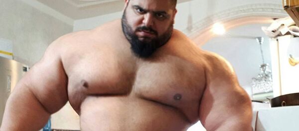 Sajad Gharibi, el 'Hulk iraní' - Sputnik Mundo