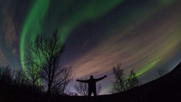 Aurora boreal en la región de Múrmansk - Sputnik Mundo