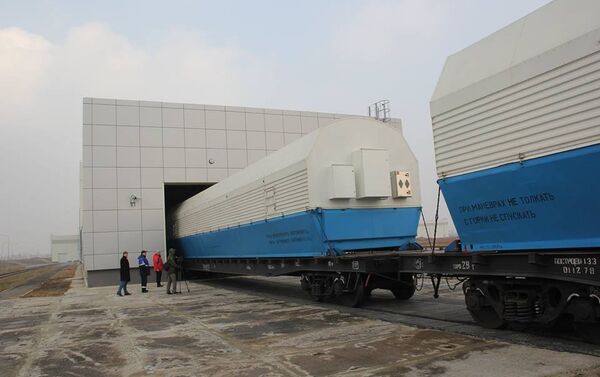 Los bloques del cohete Soyuz-2.1b llegan al cosmódromo ruso Vostochni - Sputnik Mundo