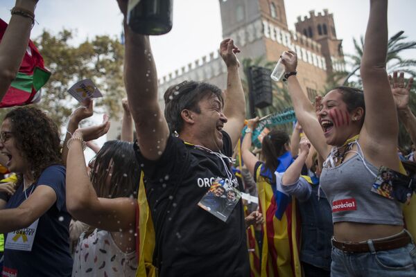 Las inolvidables fotografías de octubre - Sputnik Mundo