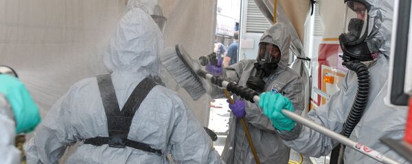 Recolectando muestras de armas biológicas para el análisis - Sputnik Mundo