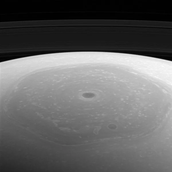 Una imagen del polo norte de Saturno Una imagen del polo norte de Saturno - Sputnik Mundo