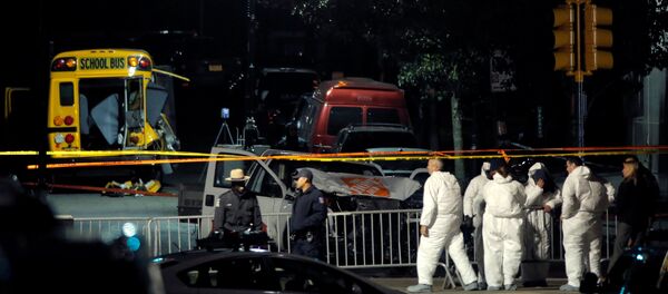 La policía en el lugar del atropello en Nueva York - Sputnik Mundo