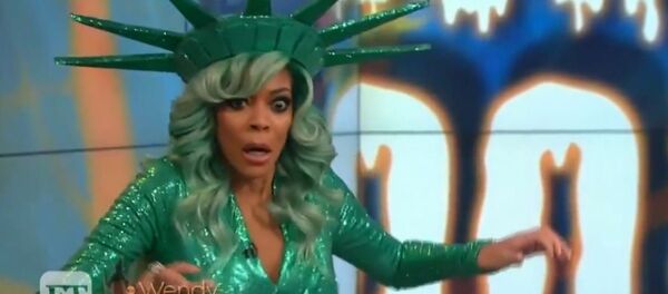 La presentadora estadounidense perdió el conocimiento - Sputnik Mundo