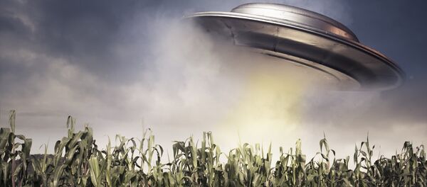 Un OVNI (ilustración) - Sputnik Mundo