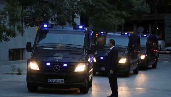 Vagonetas de la Policía Nacional de España - Sputnik Mundo