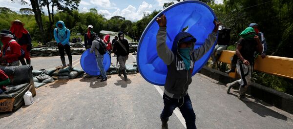 Protestas de los indígenas en Colombia Protestas de los indígenas en Colombia - Sputnik Mundo