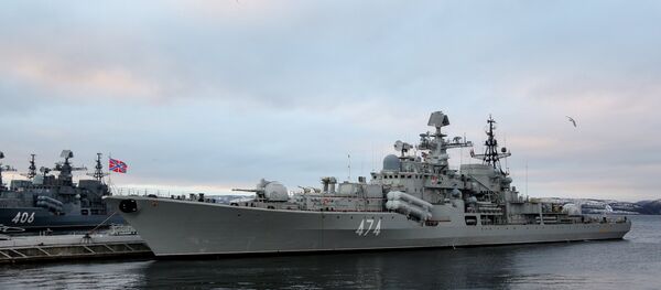 El destructor Almirante Ushakov de la Flota rusa del Norte - Sputnik Mundo