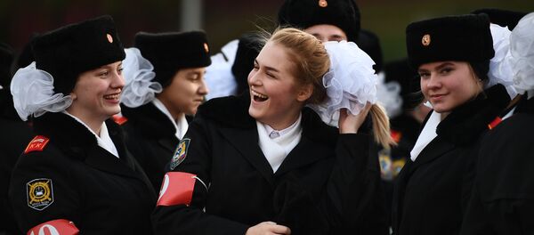 El histórico desfile militar del 7 de noviembre de 1941 vuelve a la Plaza Roja - Sputnik Mundo