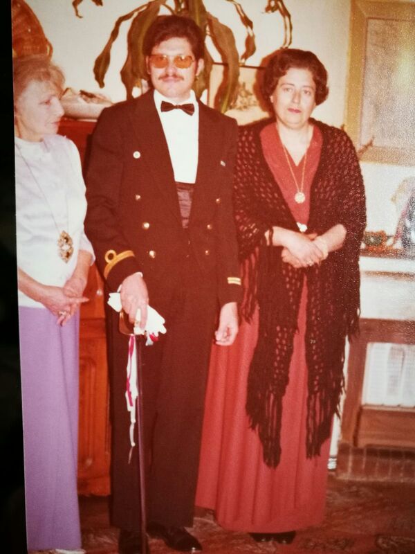 Luis Augusto Frappola (centro). Izquierda Dussia y derecha, su madre Luis Augusto Frappola (centro). Izquierda Dussia y derecha, su madre - Sputnik Mundo