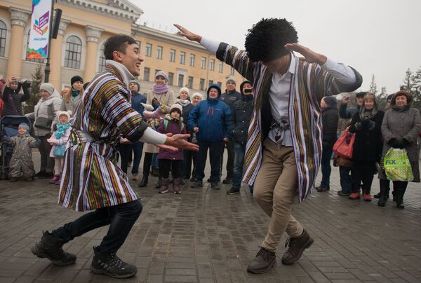 Conciertos y trajes tradicionales: así celebra Rusia el Día de la Unidad Nacional - Sputnik Mundo