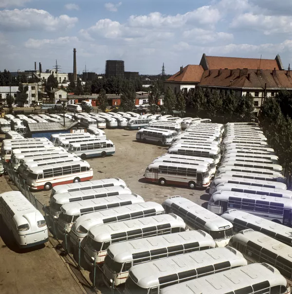 Planta de autobuses LAZ de Lviv Planta de autobuses LAZ de Lviv - Sputnik Mundo