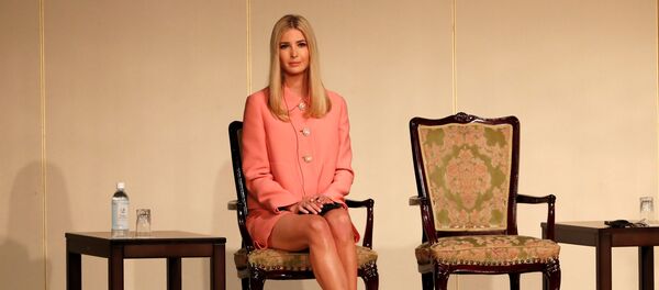 Ivanka Trump durante su visita a Japón - Sputnik Mundo