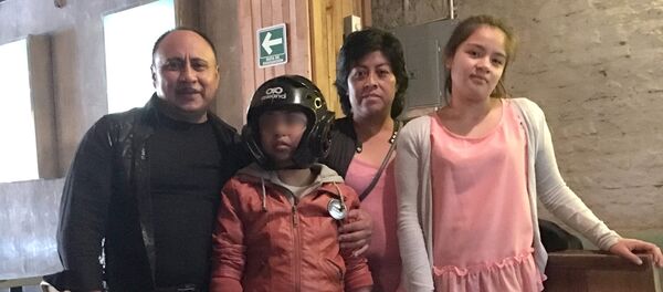 Gael Santiago Díaz, el niño mexicano con epilepsia quien recuperó su autonomía gracias al consumo de aceite de cannabidol - Sputnik Mundo