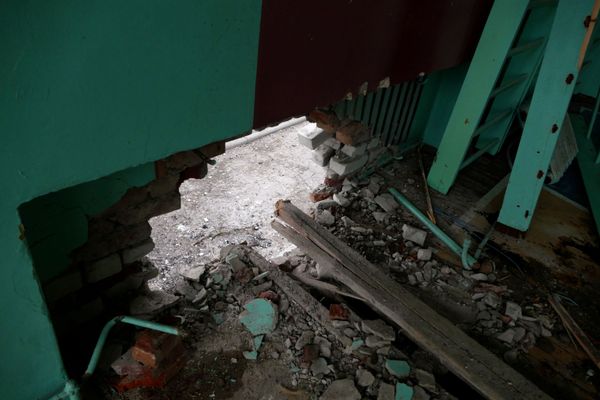 Las consecuencias del bombardeo de Donetsk por los militares ucranianos - Sputnik Mundo