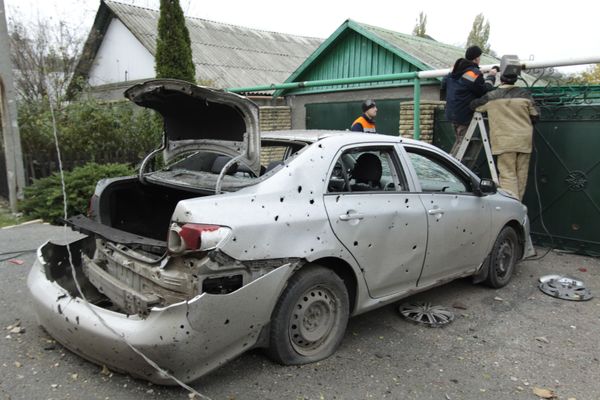 Las consecuencias del bombardeo de Donetsk por los militares ucranianos - Sputnik Mundo