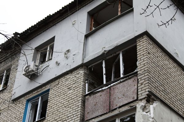 Las consecuencias del bombardeo de Donetsk por los militares ucranianos - Sputnik Mundo