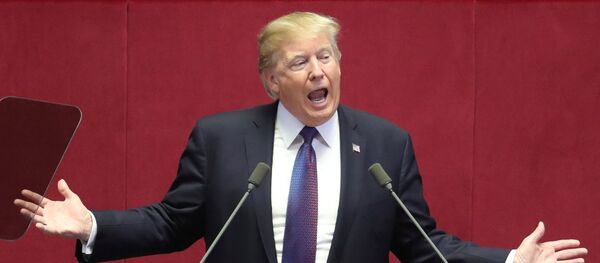 Donald Trump, el presidente de Estados Unidos, interviene ante el Parlamento surcoreano en Seúl - Sputnik Mundo