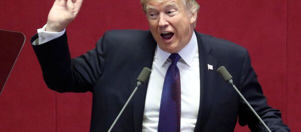 Donald Trump, el presidente de Estados Unidos, interviene ante el Parlamento surcoreano en Seúl - Sputnik Mundo