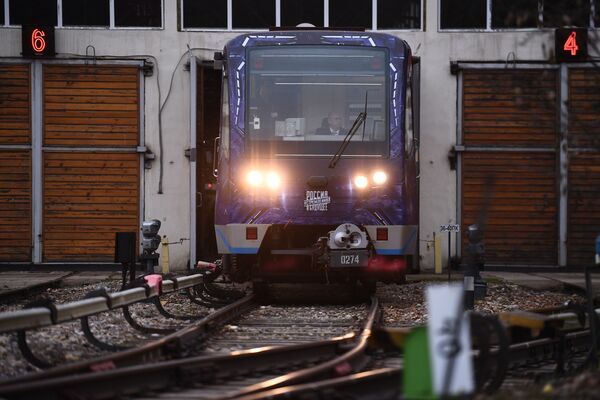 'Rusia rumbo al futuro', el nuevo tren temático del metro moscovita - Sputnik Mundo