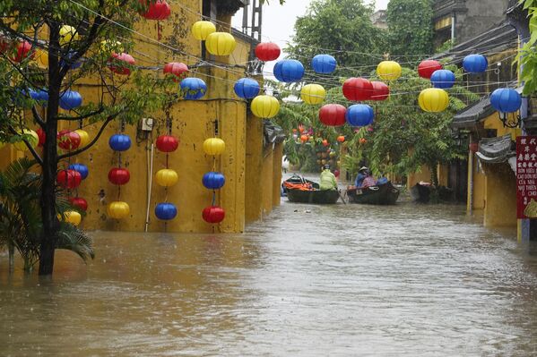 Las consecuencias desastrosas de un tifón en Vietnam - Sputnik Mundo