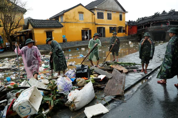 Las consecuencias desastrosas de un tifón en Vietnam Las consecuencias desastrosas de un tifón en Vietnam - Sputnik Mundo