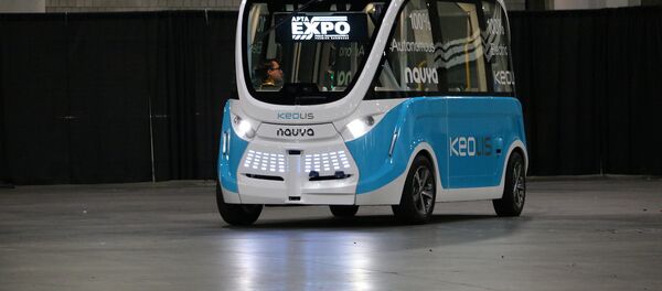 Un autobús no tripulado (imagen ilustrativa) - Sputnik Mundo