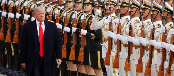 Donald Trump, presidente de EEUU, durante su visita a China - Sputnik Mundo