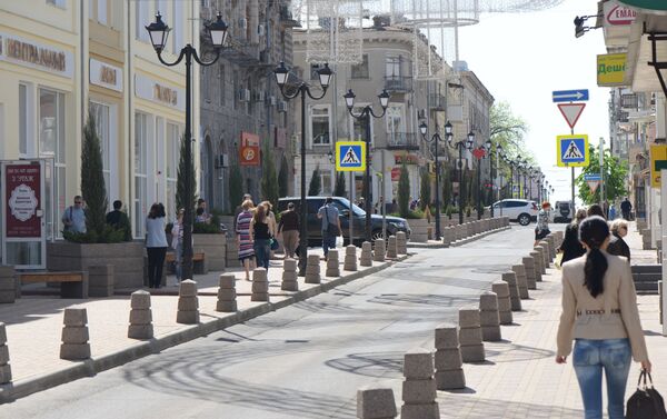 La ciudad de Rostov del Don fue fundada a mediados del siglo XVIII y su casco histórico está dominado por edificios de estilo neoclásico y neobizantino. - Sputnik Mundo