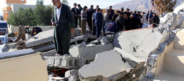 Terremoto en la frontera de Irán e Irak - Sputnik Mundo