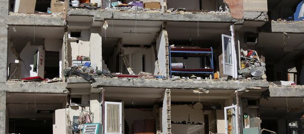Consecuencias del terremoto en Irán - Sputnik Mundo