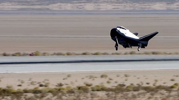 El primer aterrizaje exitoso de la nave espacial Dream Chaser - Sputnik Mundo