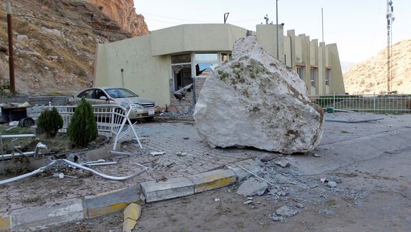 Consecuencias del terremoto en Irán - Sputnik Mundo