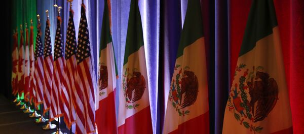 Las banderas de Canadá, EEUU y México - Sputnik Mundo