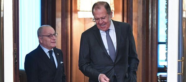 El ministro de Relaciones Exteriores de Argentina, Jorge Faurie, y su homólogo ruso, Serguéi Lavrov - Sputnik Mundo