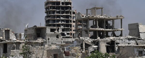Edificios destruidos cerca de Damasco, Siria - Sputnik Mundo