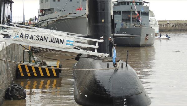 Submarino ARA San Juan en el Apostadero Naval de Buenos Aires, durante una jornada de puertas abiertas en mayo de 2017 por el día de la Armada Argentina. - Sputnik Mundo