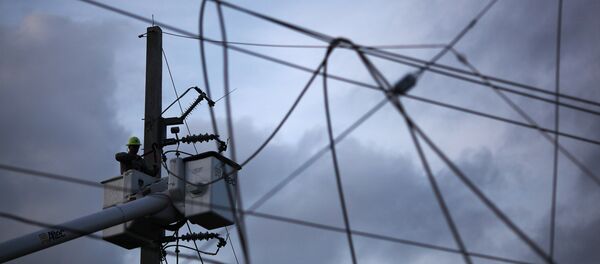 Reparación del sistema eléctrico en Ruerto Rico - Sputnik Mundo