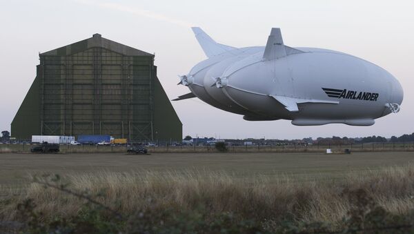 El dirigible Airlander 10 - Sputnik Mundo