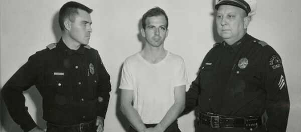 Lee Harvey Oswald, el supuesto asesino de Kennedy - Sputnik Mundo