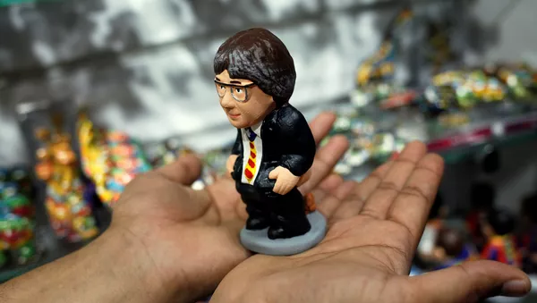 Un muñeco de Carles Puigdemont - Sputnik Mundo