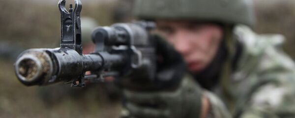 Un miliciano de Donbás (imagen referencial) - Sputnik Mundo