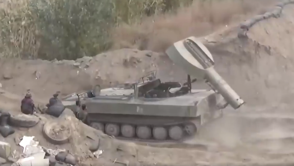 El misterioso 'tanque lanzapuentes' sirio resultó ser un híbrido (vídeo) - Sputnik Mundo
