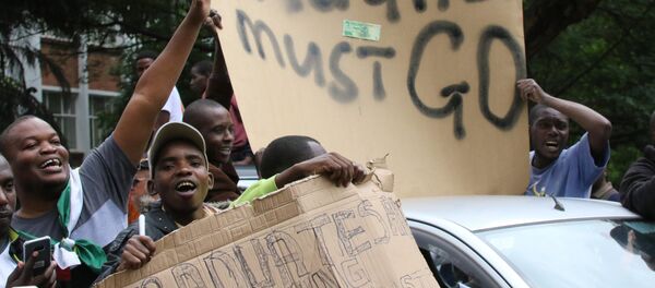 Protestas en contra de Robert Mugabe, presidente de Zimbabue - Sputnik Mundo